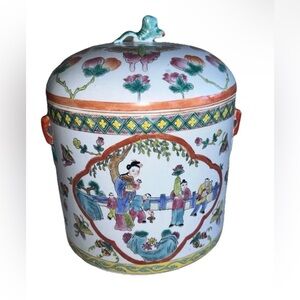 Antique Chinese Qianlong Famille Porcelain Enamel Butterfly Painted Ginger Jar